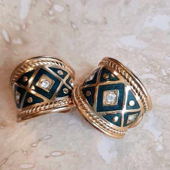 VTG Burberry Signed Burberrys Gold Tone & Green Clear Stone Clip On Earr… - Picture 1 of 10